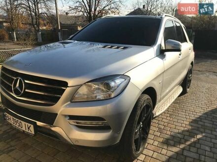 Мерседес М-Класс 2011 в Одессе на Automoto.ua Серый Мерседес М-Класс, объемом двигателя 3 л и пробегом 190 тыс. км за 23000 $, фото 1 на Automoto.ua
