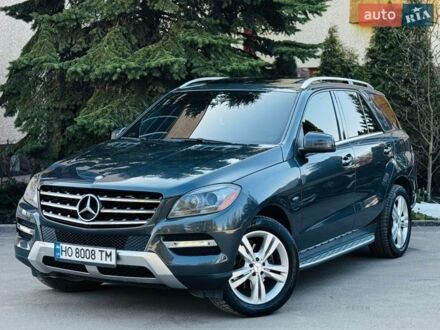 Серый Мерседес М-Класс, объемом двигателя 2.99 л и пробегом 192 тыс. км за 21300 $, фото 1 на Automoto.ua