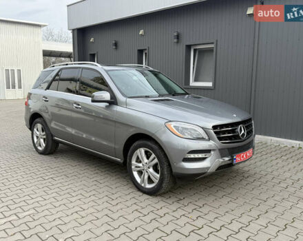 Сірий Мерседес М-Клас, об'ємом двигуна 2.99 л та пробігом 240 тис. км за 20800 $, фото 1 на Automoto.ua