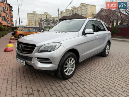 Мерседес М-Класс 2013 в Киеве на Automoto.ua Серый Мерседес М-Класс, объемом двигателя 3 л и пробегом 260 тыс. км за 20900 $, фото 1 на Automoto.ua