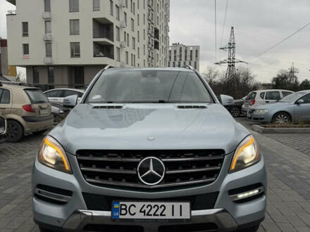 Серый Мерседес М-Класс, объемом двигателя 2.99 л и пробегом 258 тыс. км за 21800 $, фото 1 на Automoto.ua