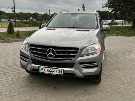 Мерседес М-Класс 2013 в Каменце-Подольском на Automoto.ua Серый Мерседес М-Класс, объемом двигателя 2.99 л и пробегом 292 тыс. км за 20900 $, фото 1 на Automoto.ua