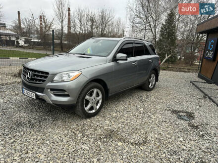 Сірий Мерседес М-Клас, об'ємом двигуна 3.5 л та пробігом 156 тис. км за 17500 $, фото 1 на Automoto.ua