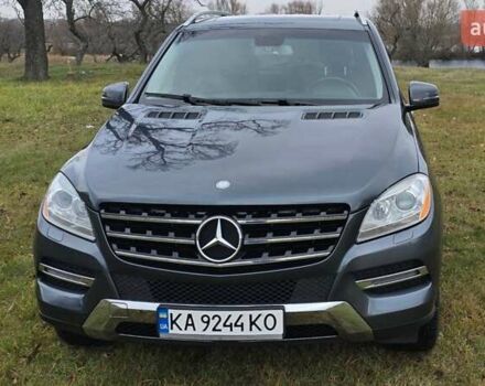 Сірий Мерседес М-Клас, об'ємом двигуна 3.5 л та пробігом 195 тис. км за 17000 $, фото 1 на Automoto.ua