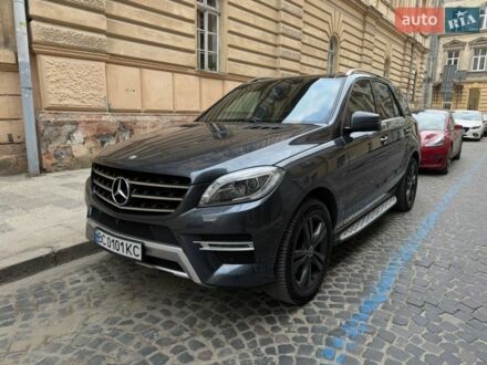 Серый Мерседес М-Класс, объемом двигателя 2.99 л и пробегом 210 тыс. км за 25400 $, фото 1 на Automoto.ua