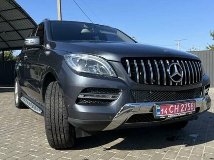 Мерседес М-Класс 2015 в Полтаве на Automoto.ua Серый Мерседес М-Класс, объемом двигателя 2.99 л и пробегом 156 тыс. км за 26900 $, фото 1 на Automoto.ua