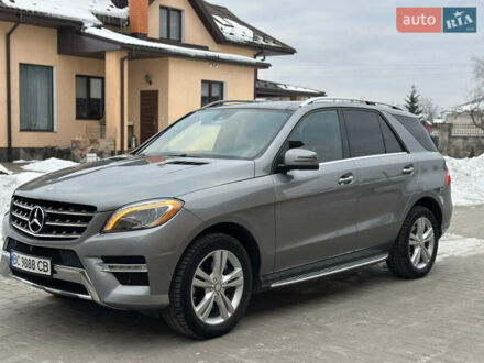 Серый Мерседес М-Класс, объемом двигателя 2.99 л и пробегом 290 тыс. км за 24850 $, фото 1 на Automoto.ua