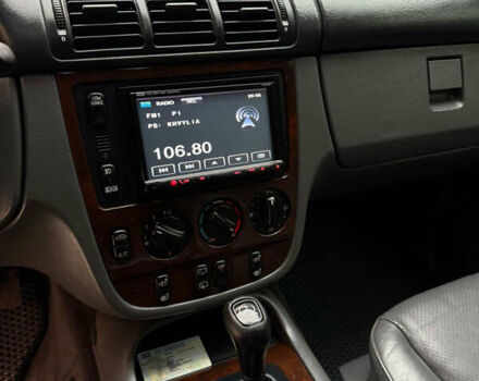 Синий Мерседес М-Класс, объемом двигателя 3.2 л и пробегом 280 тыс. км за 4850 $, фото 8 на Automoto.ua