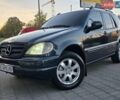 Синій Мерседес М-Клас, об'ємом двигуна 3.2 л та пробігом 297 тис. км за 6777 $, фото 1 на Automoto.ua