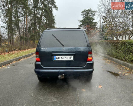 Синій Мерседес М-Клас, об'ємом двигуна 3.2 л та пробігом 280 тис. км за 5799 $, фото 4 на Automoto.ua