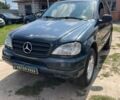 Синій Мерседес М-Клас, об'ємом двигуна 2.3 л та пробігом 200 тис. км за 5200 $, фото 1 на Automoto.ua