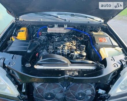Синий Мерседес М-Класс, объемом двигателя 3.2 л и пробегом 317 тыс. км за 5600 $, фото 4 на Automoto.ua