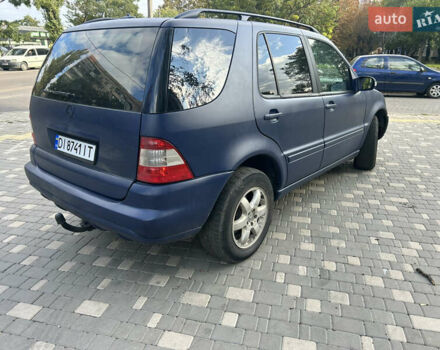 Синій Мерседес М-Клас, об'ємом двигуна 4 л та пробігом 370 тис. км за 5200 $, фото 3 на Automoto.ua