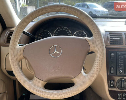 Синий Мерседес М-Класс, объемом двигателя 3.2 л и пробегом 302 тыс. км за 7600 $, фото 9 на Automoto.ua