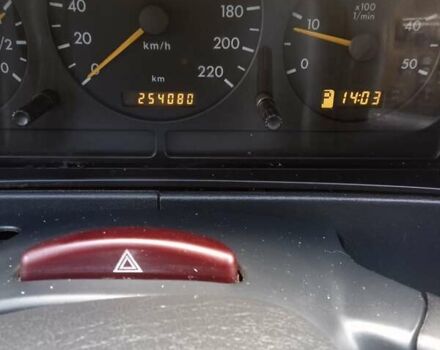 Синий Мерседес М-Класс, объемом двигателя 2.7 л и пробегом 254 тыс. км за 4500 $, фото 5 на Automoto.ua