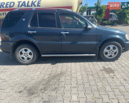 Мерседес М-Клас 2001 у Чернівцях на Automoto.ua Синій Мерседес М-Клас, об'ємом двигуна 2.69 л та пробігом 410 тис. км за 6000 $, фото 5 на Automoto.ua