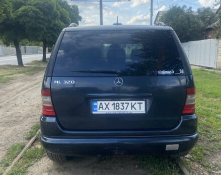 Мерседес М-Класс 2001 в Харькове на Automoto.ua Синий Мерседес М-Класс, объемом двигателя 3.2 л и пробегом 319 тыс. км за 5300 $, фото 5 на Automoto.ua