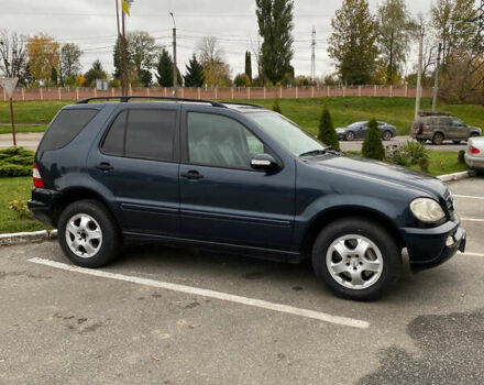 Синій Мерседес М-Клас, об'ємом двигуна 2.69 л та пробігом 244 тис. км за 7800 $, фото 1 на Automoto.ua