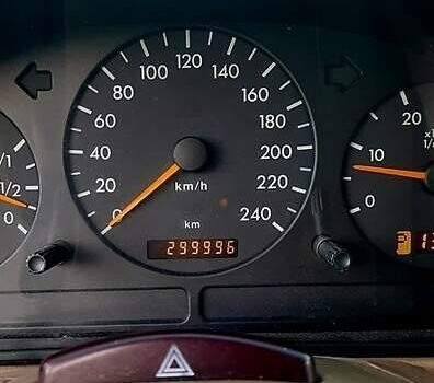 Синій Мерседес М-Клас, об'ємом двигуна 4 л та пробігом 300 тис. км за 5000 $, фото 15 на Automoto.ua