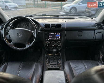 Синий Мерседес М-Класс, объемом двигателя 3.19 л и пробегом 324 тыс. км за 8400 $, фото 29 на Automoto.ua