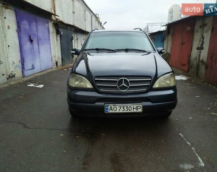 Синий Мерседес М-Класс, объемом двигателя 2.7 л и пробегом 181 тыс. км за 6700 $, фото 1 на Automoto.ua