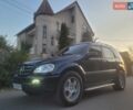 Синий Мерседес М-Класс, объемом двигателя 5 л и пробегом 372 тыс. км за 7900 $, фото 1 на Automoto.ua
