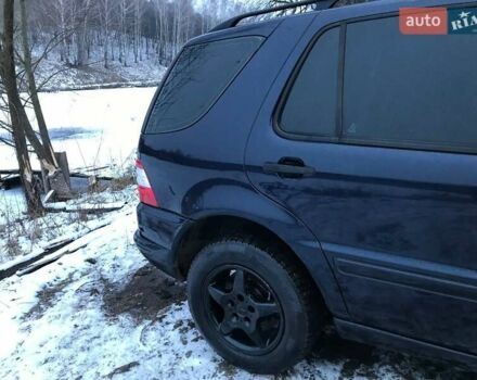 Синій Мерседес М-Клас, об'ємом двигуна 2.7 л та пробігом 370 тис. км за 4500 $, фото 8 на Automoto.ua
