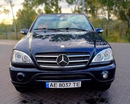 Синий Мерседес М-Класс, объемом двигателя 2.7 л и пробегом 100 тыс. км за 6500 $, фото 2 на Automoto.ua