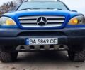 Синій Мерседес М-Клас, об'ємом двигуна 5.49 л та пробігом 311 тис. км за 7000 $, фото 1 на Automoto.ua