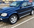 Синій Мерседес М-Клас, об'ємом двигуна 3.2 л та пробігом 368 тис. км за 5950 $, фото 1 на Automoto.ua