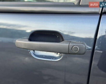 Синий Мерседес М-Класс, объемом двигателя 3.19 л и пробегом 324 тыс. км за 8400 $, фото 22 на Automoto.ua