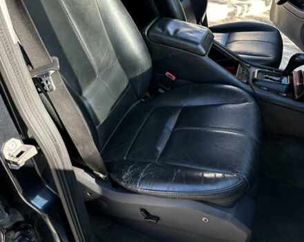 Синий Мерседес М-Класс, объемом двигателя 2.69 л и пробегом 340 тыс. км за 6500 $, фото 18 на Automoto.ua