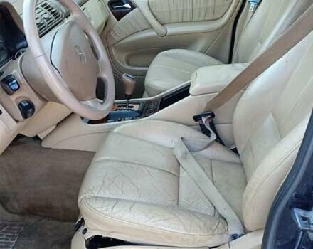 Синій Мерседес М-Клас, об'ємом двигуна 2.7 л та пробігом 360 тис. км за 4800 $, фото 4 на Automoto.ua