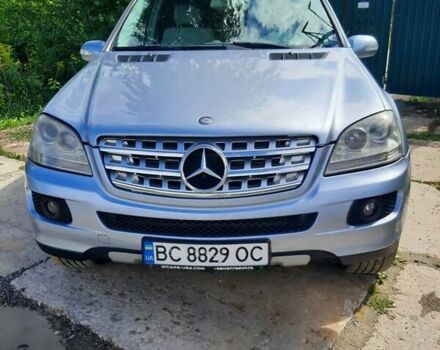 Синій Мерседес М-Клас, об'ємом двигуна 3 л та пробігом 366 тис. км за 13200 $, фото 4 на Automoto.ua