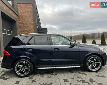 Синій Мерседес М-Клас, об'ємом двигуна 3 л та пробігом 166 тис. км за 30900 $, фото 11 на Automoto.ua