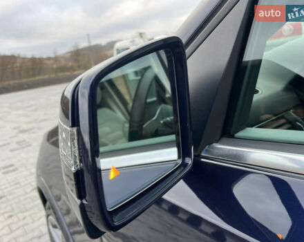 Синій Мерседес М-Клас, об'ємом двигуна 3 л та пробігом 166 тис. км за 30900 $, фото 38 на Automoto.ua