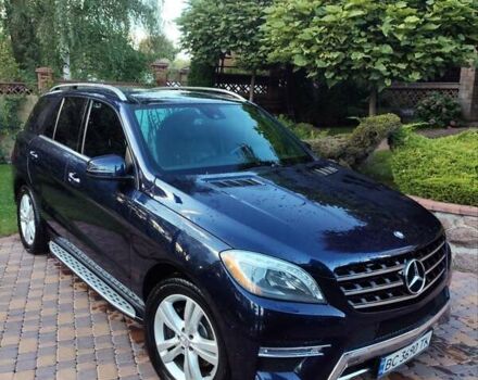 Синий Мерседес М-Класс, объемом двигателя 2.99 л и пробегом 191 тыс. км за 26500 $, фото 1 на Automoto.ua