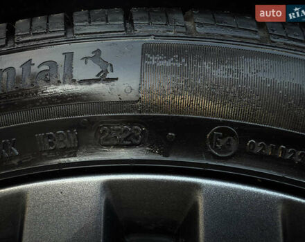 Синій Мерседес М-Клас, об'ємом двигуна 2.99 л та пробігом 242 тис. км за 21799 $, фото 28 на Automoto.ua