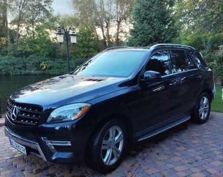 Синий Мерседес М-Класс, объемом двигателя 2.99 л и пробегом 191 тыс. км за 26500 $, фото 2 на Automoto.ua