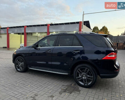 Синій Мерседес М-Клас, об'ємом двигуна 2.99 л та пробігом 242 тис. км за 21799 $, фото 8 на Automoto.ua
