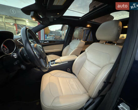 Синій Мерседес М-Клас, об'ємом двигуна 2.99 л та пробігом 242 тис. км за 21799 $, фото 30 на Automoto.ua