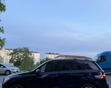 Синий Мерседес М-Класс, объемом двигателя 3.5 л и пробегом 150 тыс. км за 19500 $, фото 28 на Automoto.ua