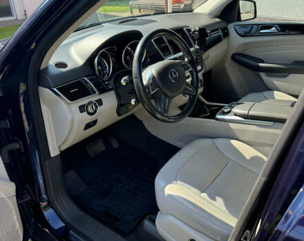 Синий Мерседес М-Класс, объемом двигателя 2.99 л и пробегом 269 тыс. км за 24500 $, фото 14 на Automoto.ua