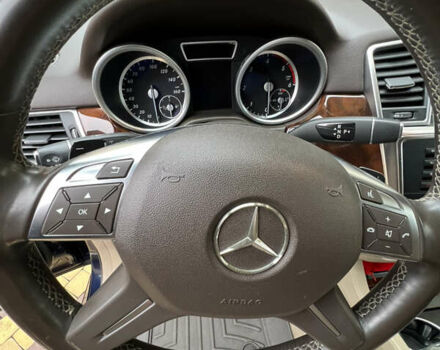 Синий Мерседес М-Класс, объемом двигателя 2.14 л и пробегом 130 тыс. км за 24700 $, фото 13 на Automoto.ua