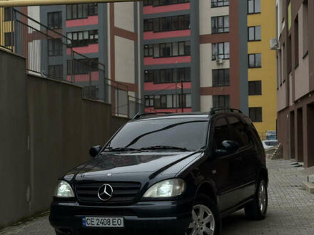 Синий Мерседес М-Класс, объемом двигателя 3.2 л и пробегом 280 тыс. км за 4850 $, фото 1 на Automoto.ua