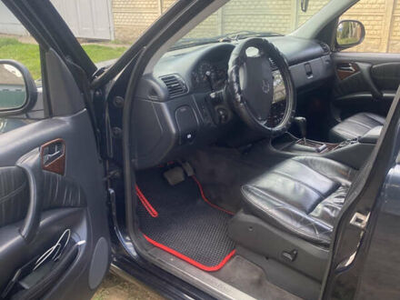 Мерседес М-Класс 2001 в Харькове на Automoto.ua Синий Мерседес М-Класс, объемом двигателя 3.2 л и пробегом 319 тыс. км за 5300 $, фото 1 на Automoto.ua