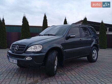 Синий Мерседес М-Класс, объемом двигателя 2.69 л и пробегом 345 тыс. км за 7299 $, фото 1 на Automoto.ua