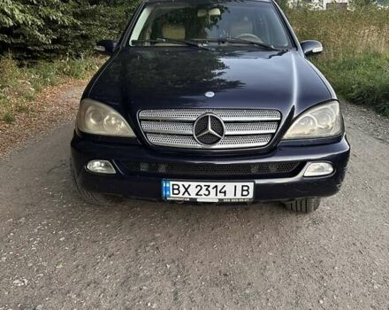 Синій Мерседес М-Клас, об'ємом двигуна 2.69 л та пробігом 425 тис. км за 6300 $, фото 1 на Automoto.ua