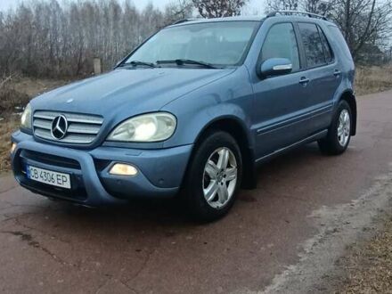 Мерседес М-Класс 2005 в Прилуках на Automoto.ua Синий Мерседес М-Класс, объемом двигателя 3.5 л и пробегом 350 тыс. км за 7900 $, фото 1 на Automoto.ua