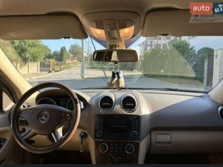 Синій Мерседес М-Клас, об'ємом двигуна 2.99 л та пробігом 375 тис. км за 11400 $, фото 1 на Automoto.ua